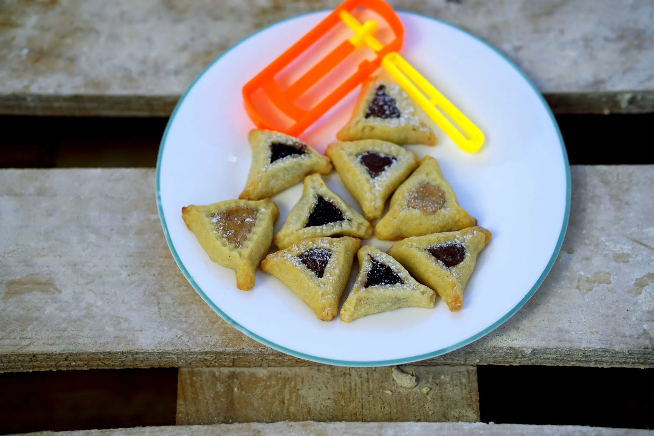 אוזני המן רכות ופריכות