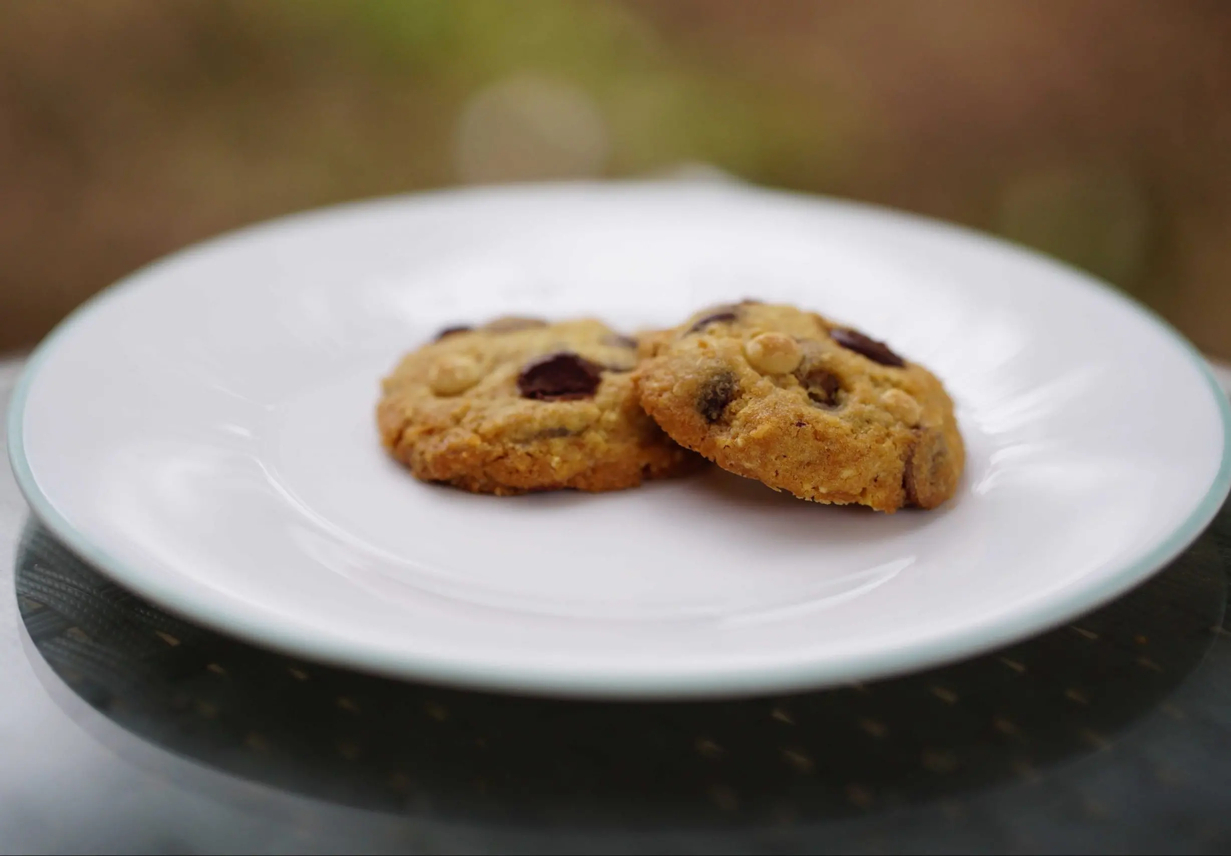 עוגיות שוקולד צ'יפס בשלושה צבעים